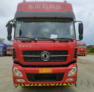 17年東風 廂式貨車 9.6米 康明斯280馬力